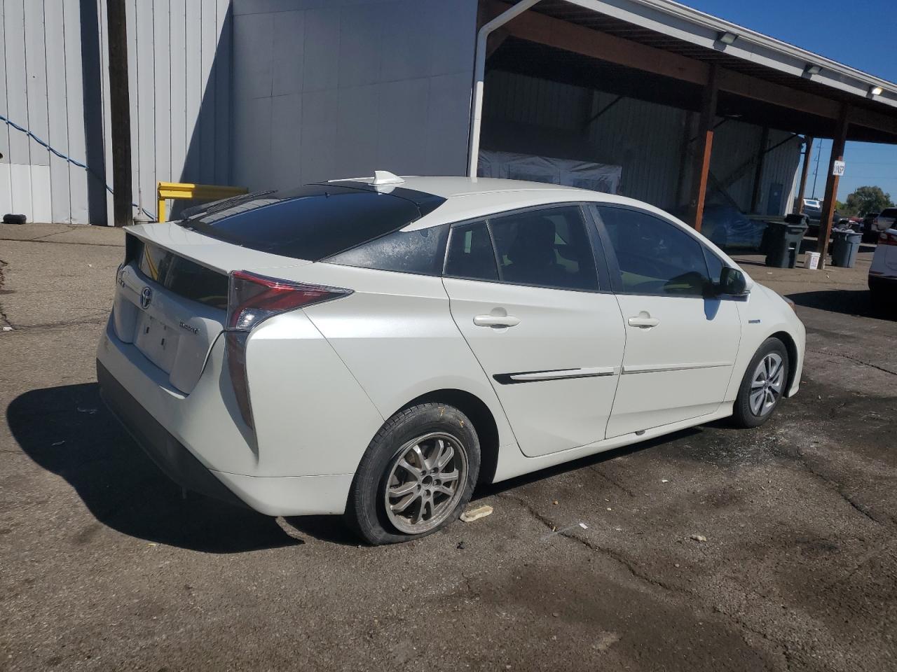 2017 TOYOTA PRIUS