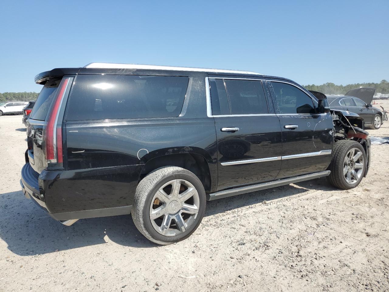 2017 CADILLAC ESCALADE