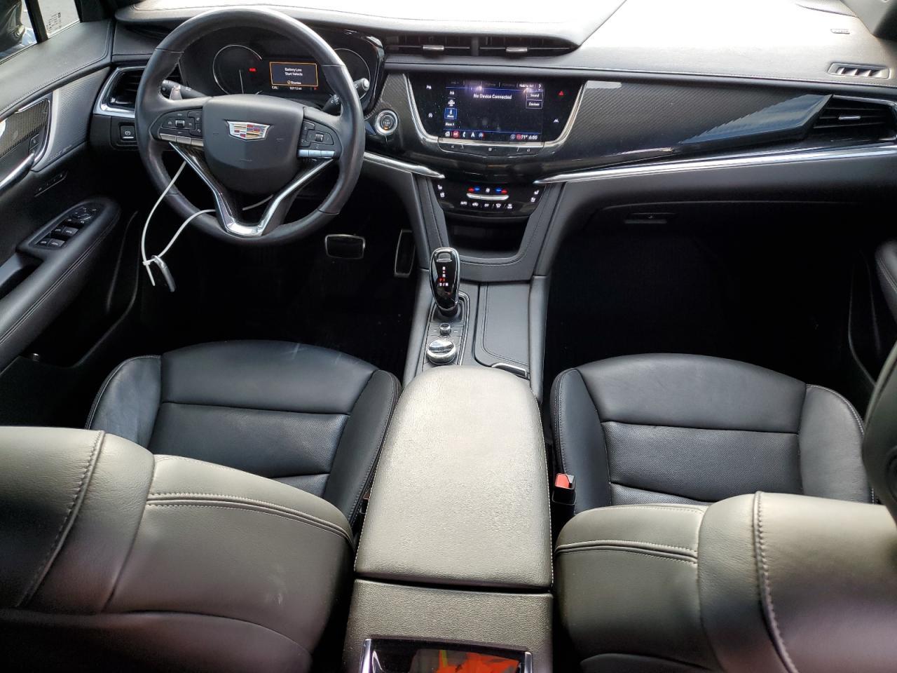2020 CADILLAC XT6