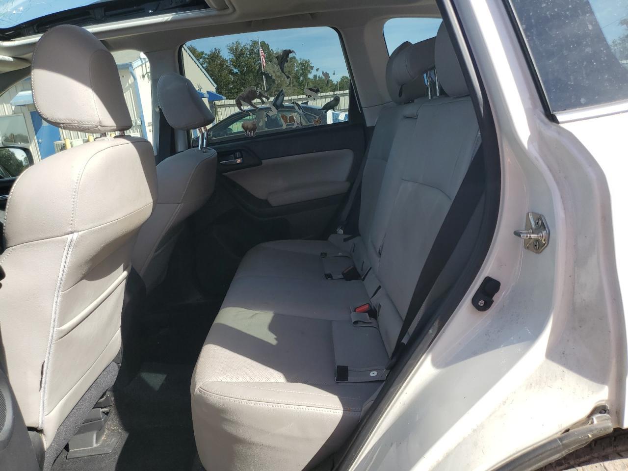 2017 SUBARU FORESTER