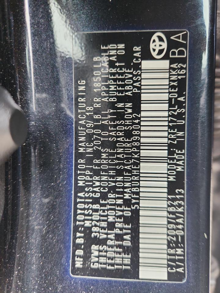 2019 TOYOTA COROLLA