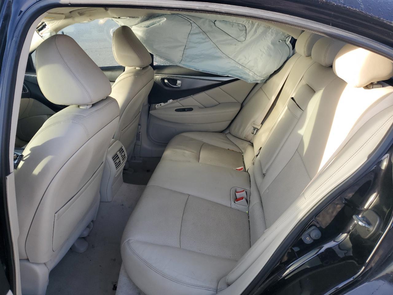 2014 INFINITI Q50