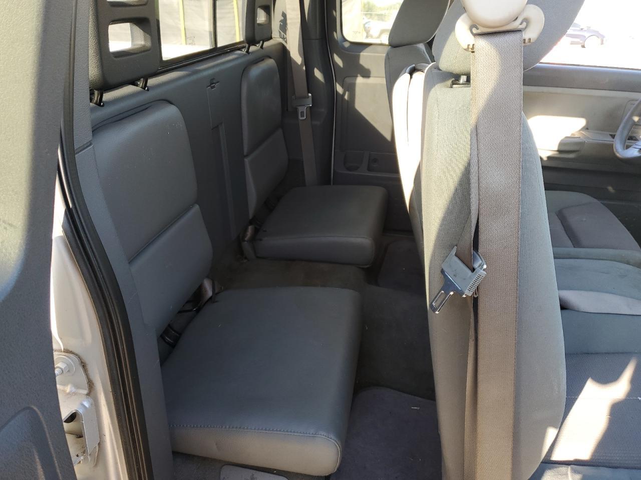 2005 DODGE Dakota