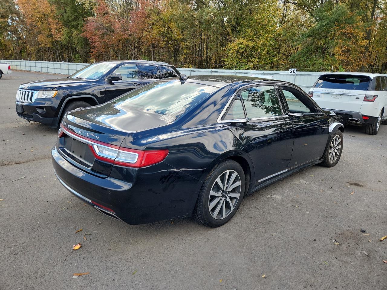 2018 LINCOLN Continental