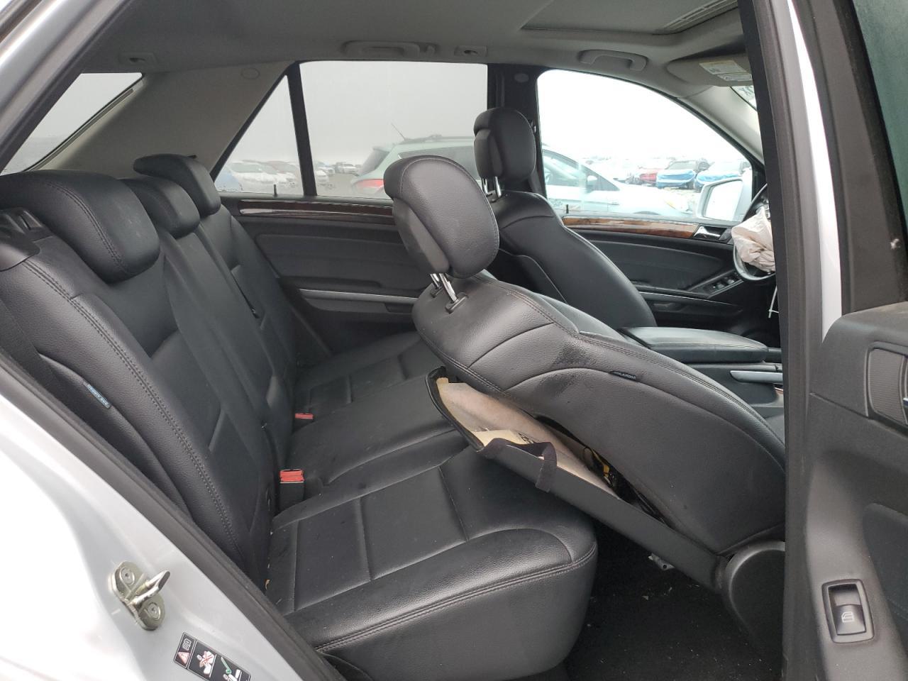 2011 MERCEDES-BENZ ML-Class