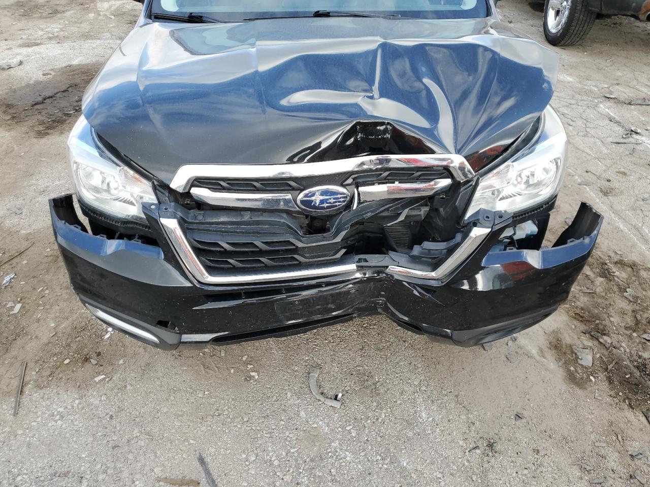 2017 SUBARU FORESTER