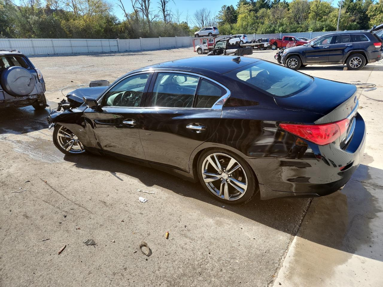 2015 INFINITI Q50