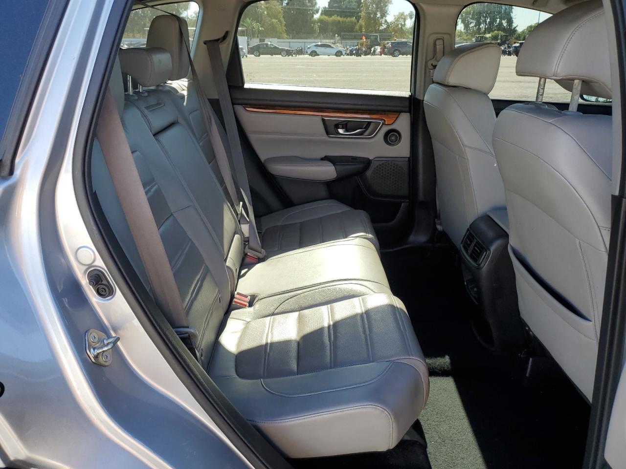 2018 HONDA CR-V