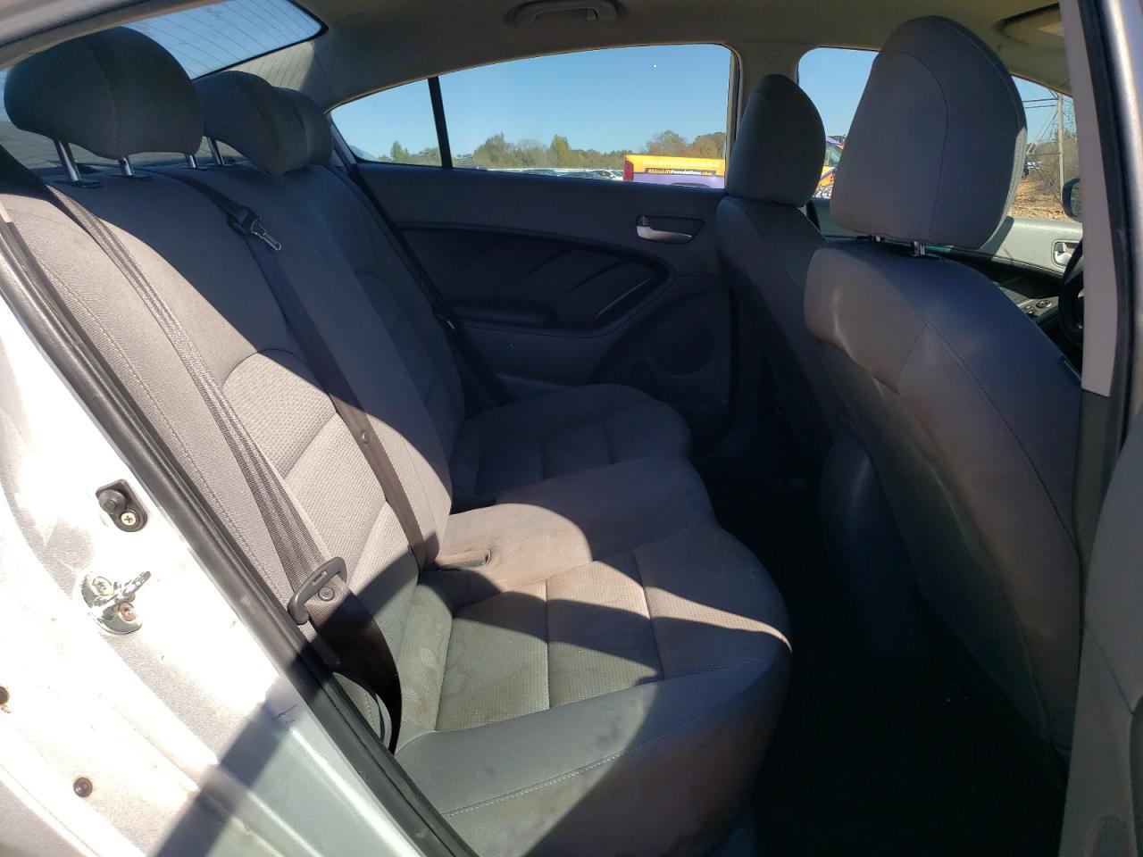 2017 KIA FORTE
