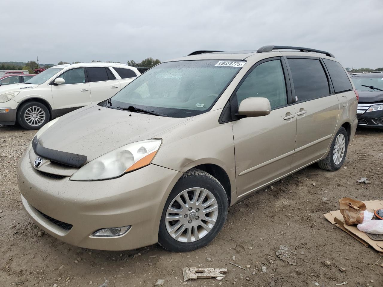 2008 TOYOTA SIENNA