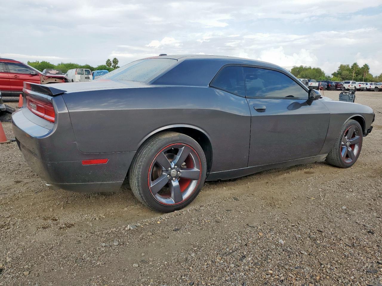 2014 DODGE Challenger