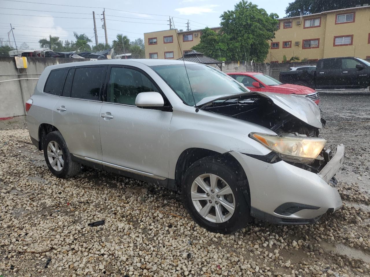 2012 TOYOTA HIGHLANDER