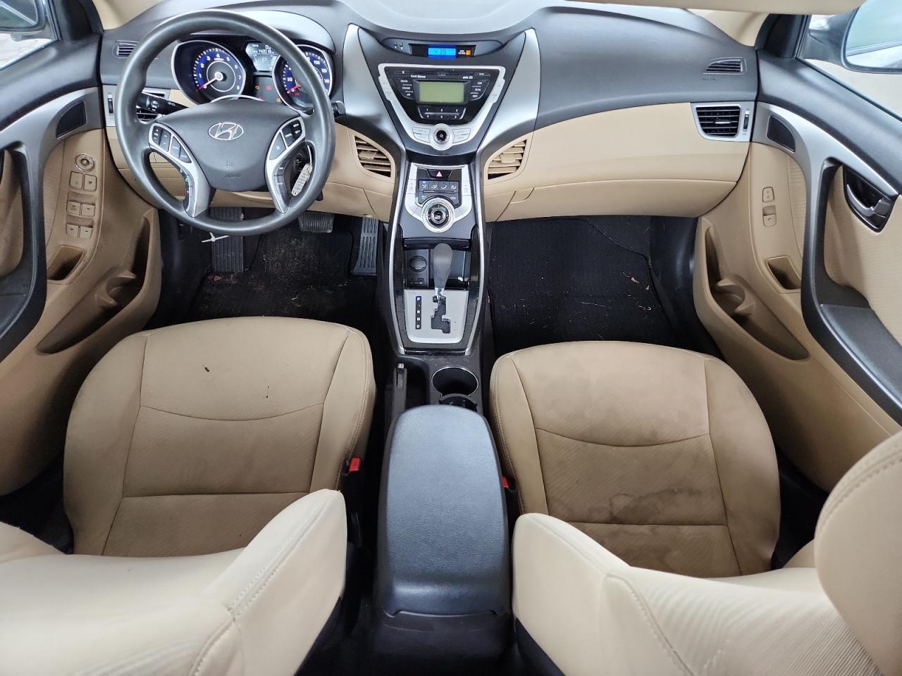 2011 HYUNDAI ELANTRA