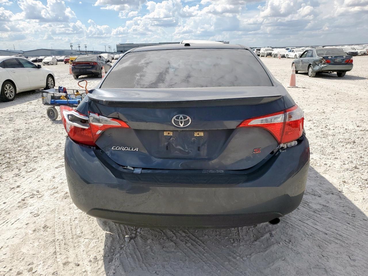 2016 TOYOTA COROLLA