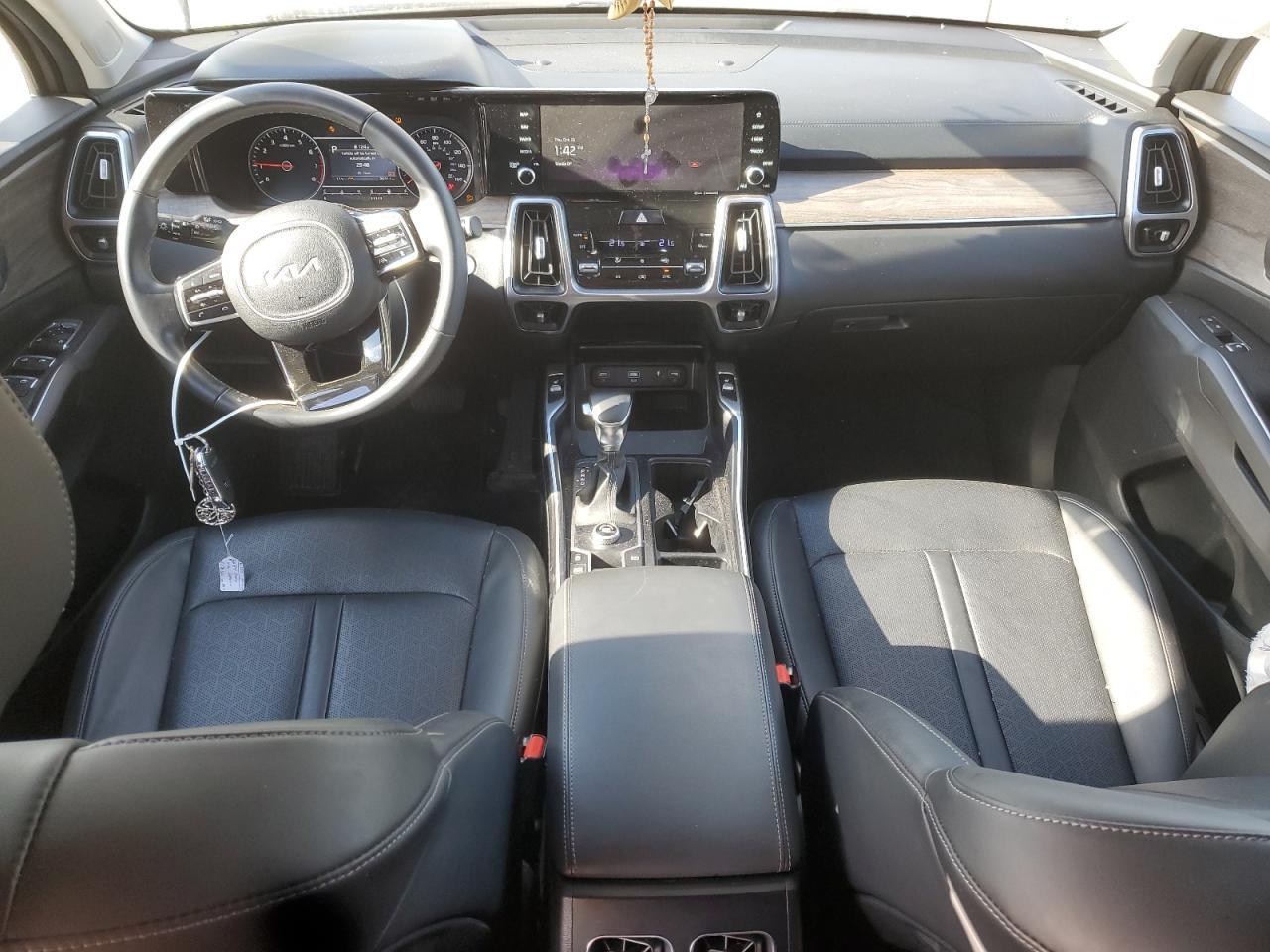 2022 KIA SORENTO