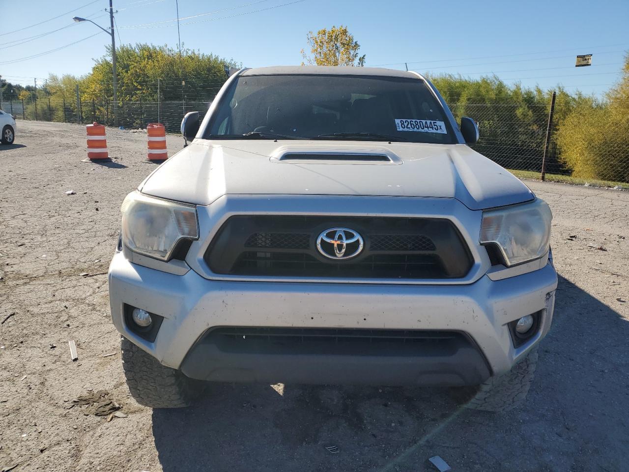 2012 TOYOTA TACOMA