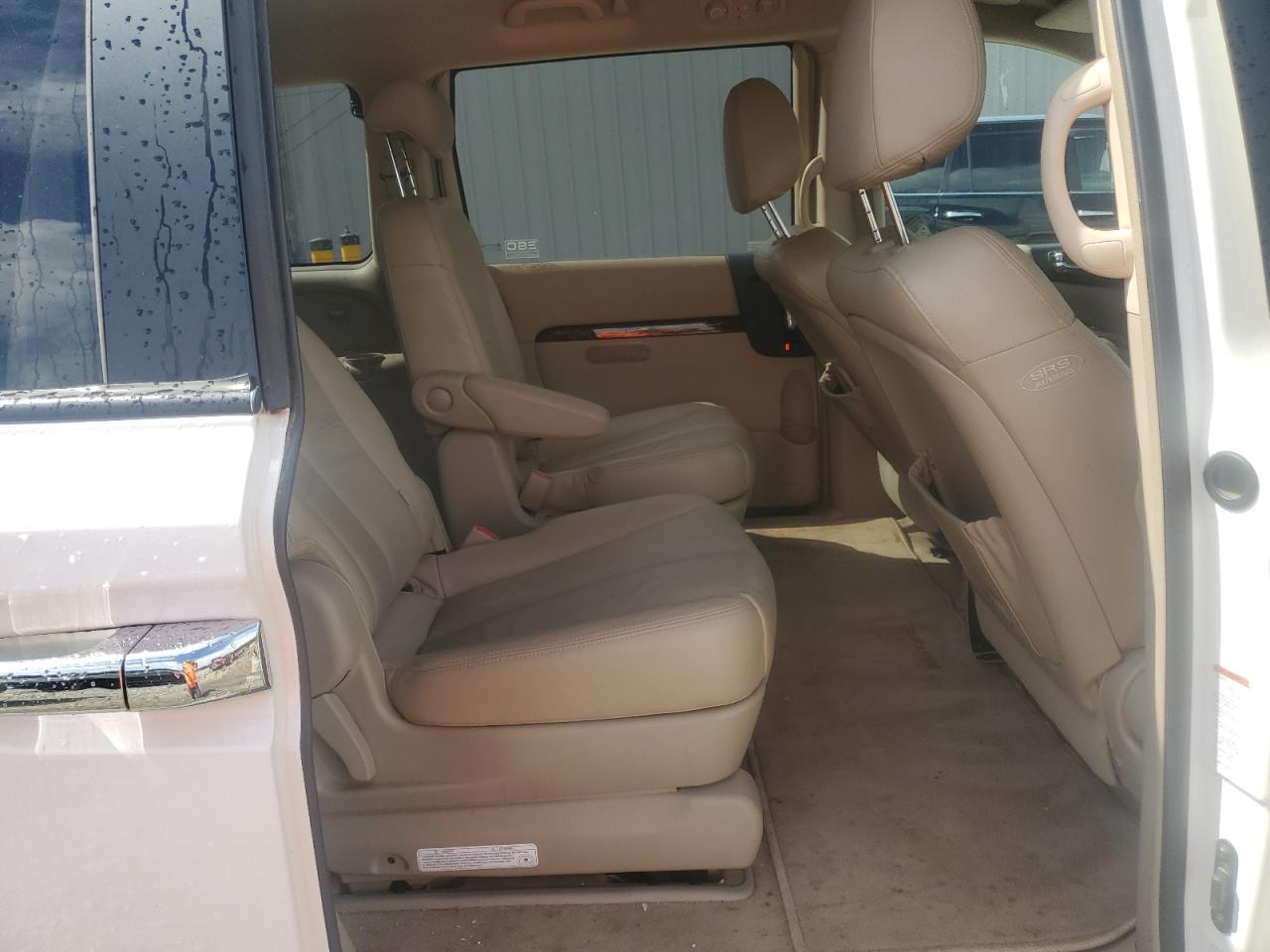 2007 HYUNDAI Entourage
