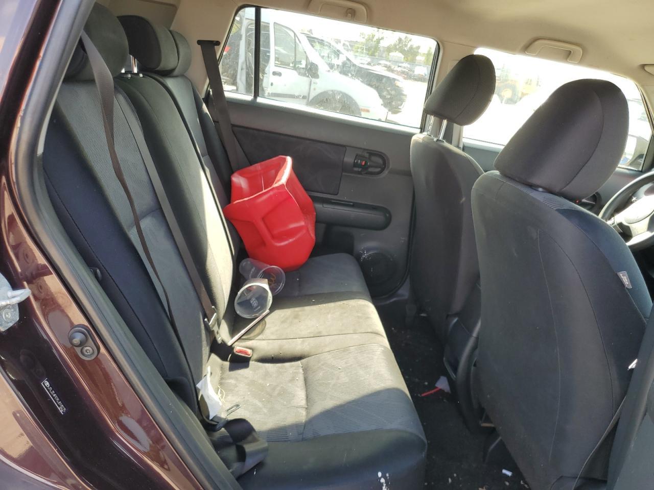 2012 TOYOTA SCION