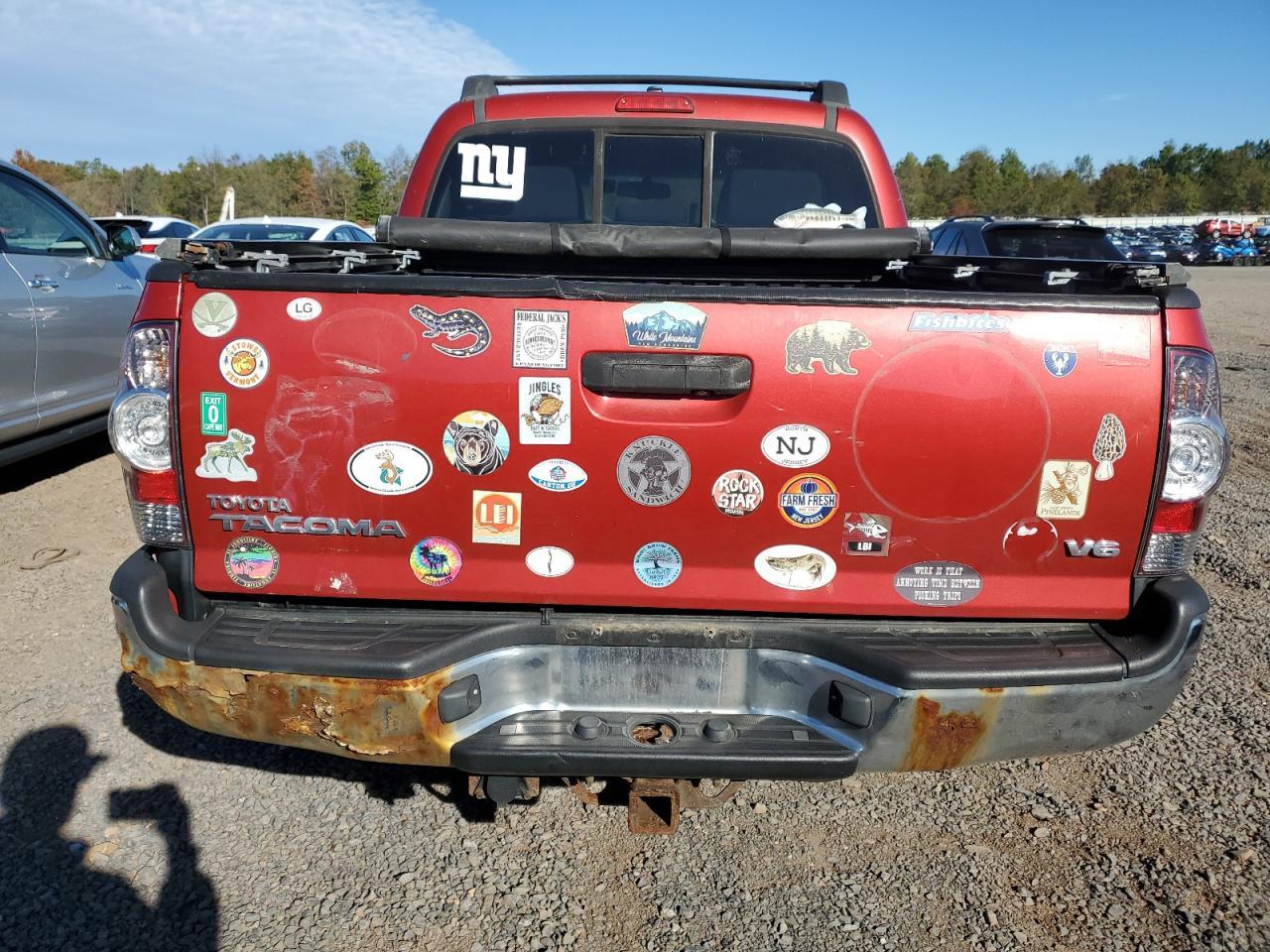 2011 TOYOTA TACOMA