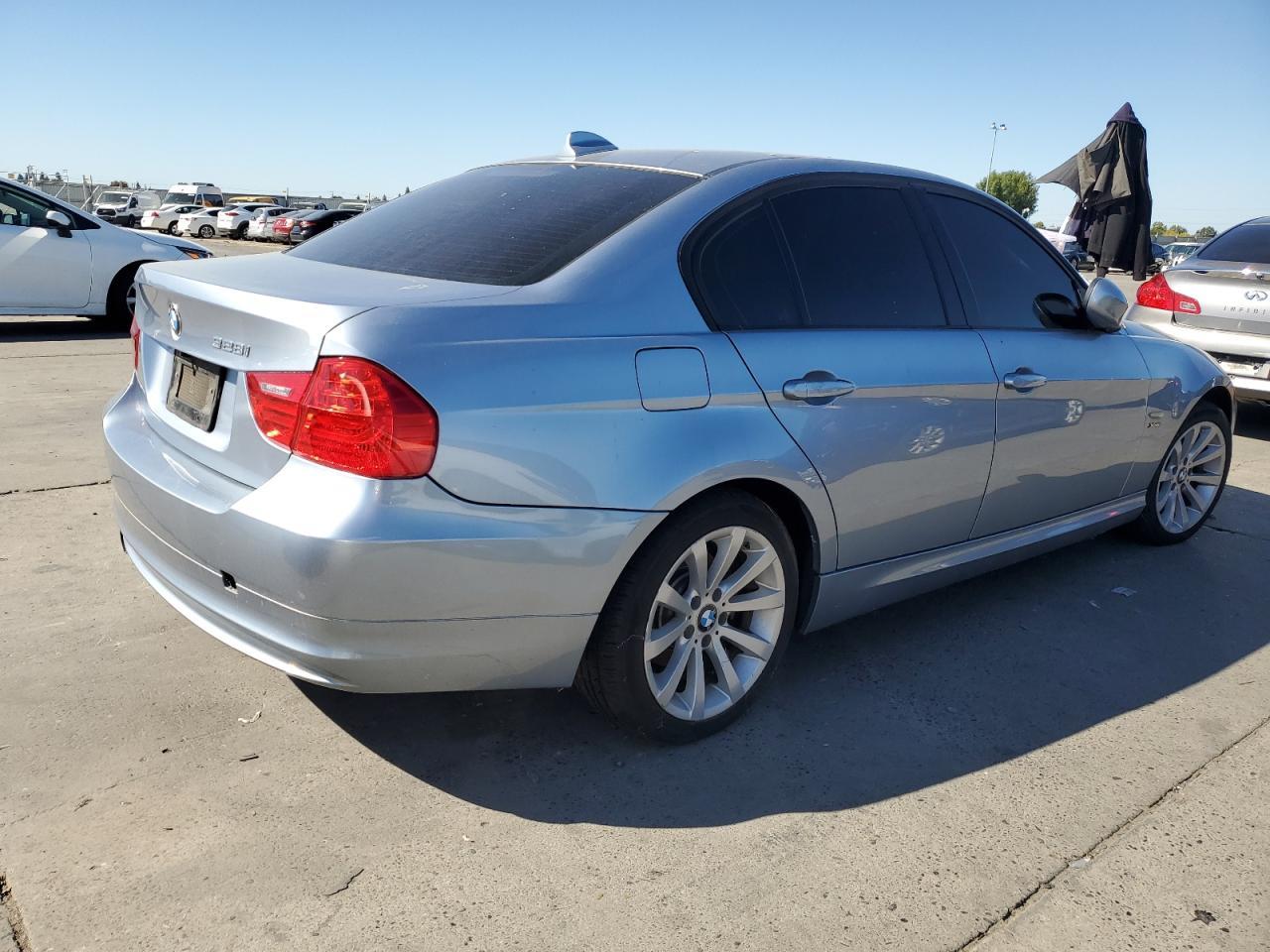 2011 BMW 3 SERIES