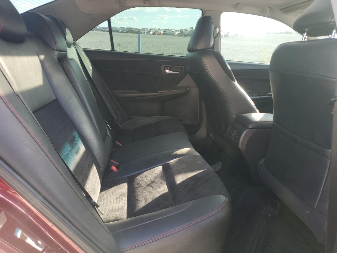 2016 TOYOTA CAMRY