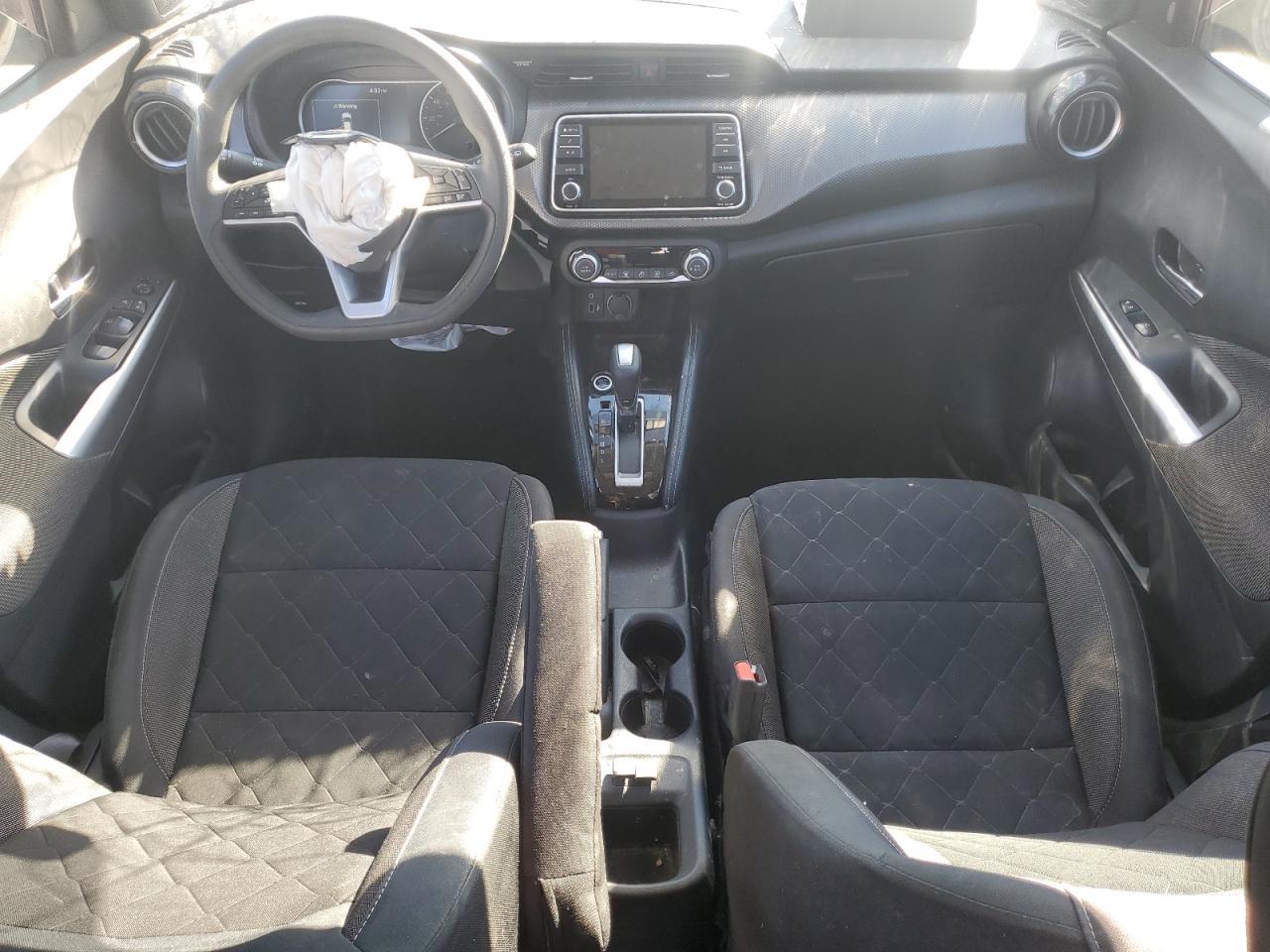2019 NISSAN KICKS