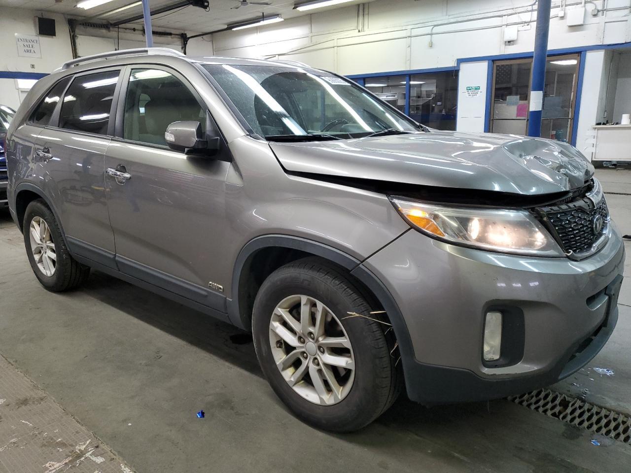 2014 KIA SORENTO