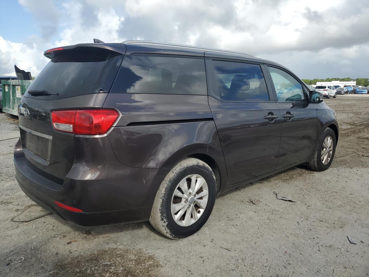 2017 KIA SEDONA
