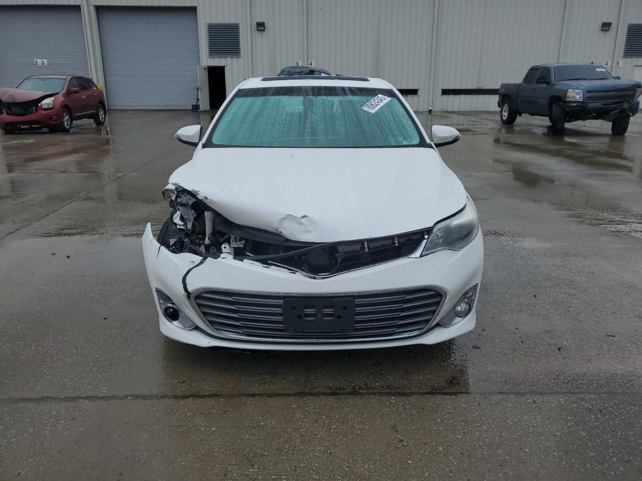 2014 TOYOTA Avalon