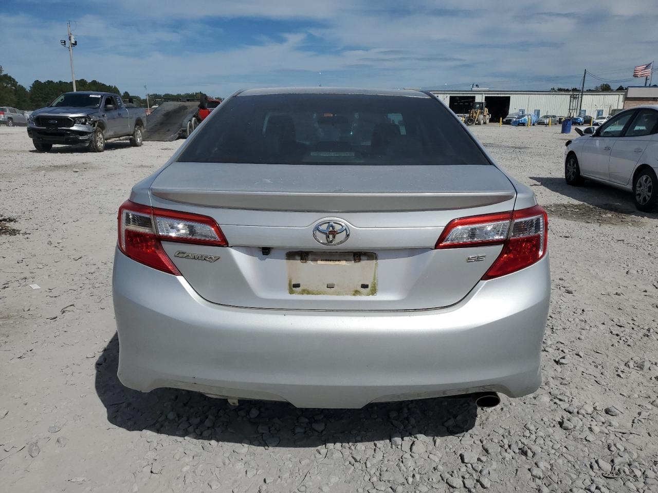2014 TOYOTA CAMRY