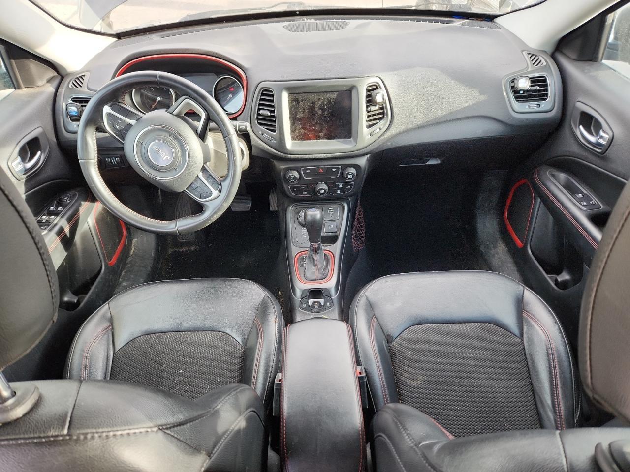 2020 JEEP Compass