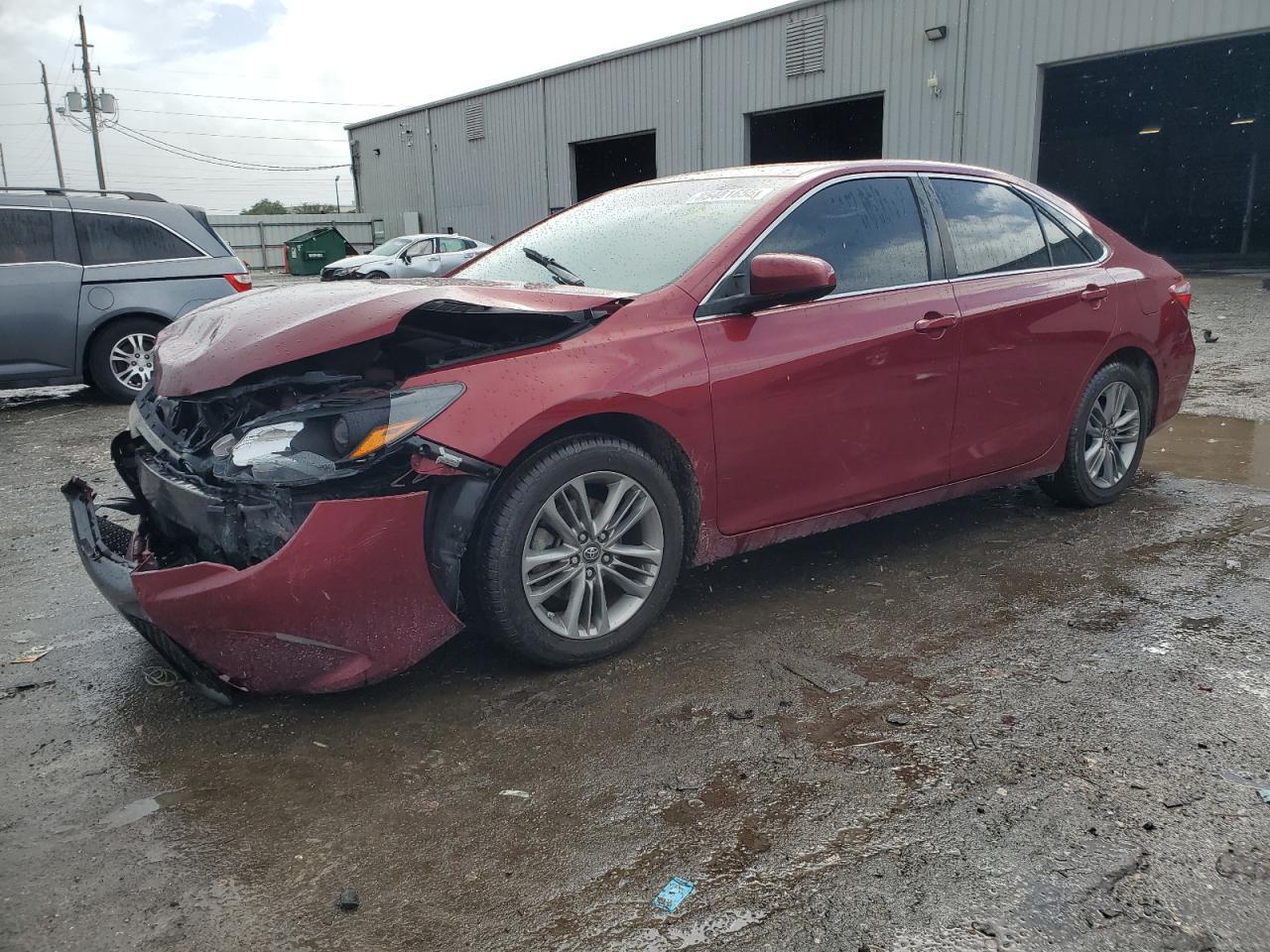 2017 TOYOTA CAMRY