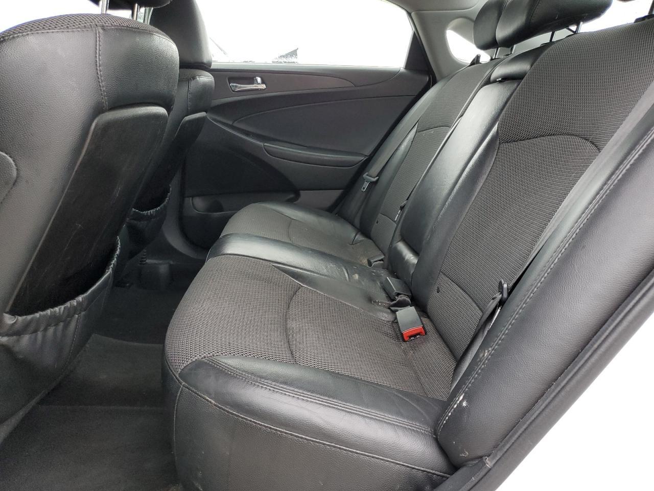 2012 HYUNDAI SONATA