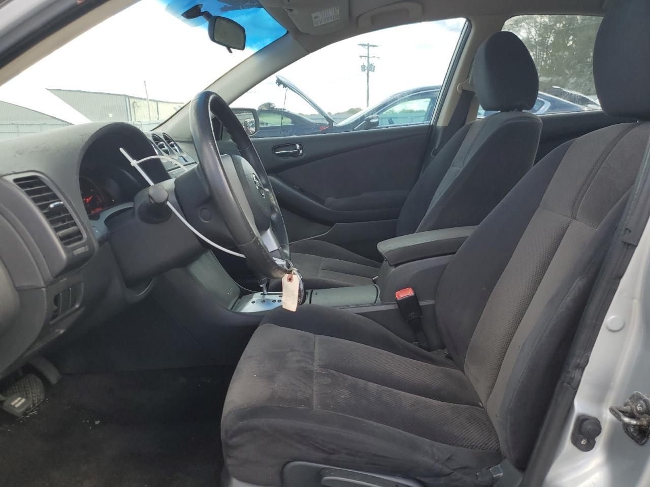 2009 NISSAN ALTIMA