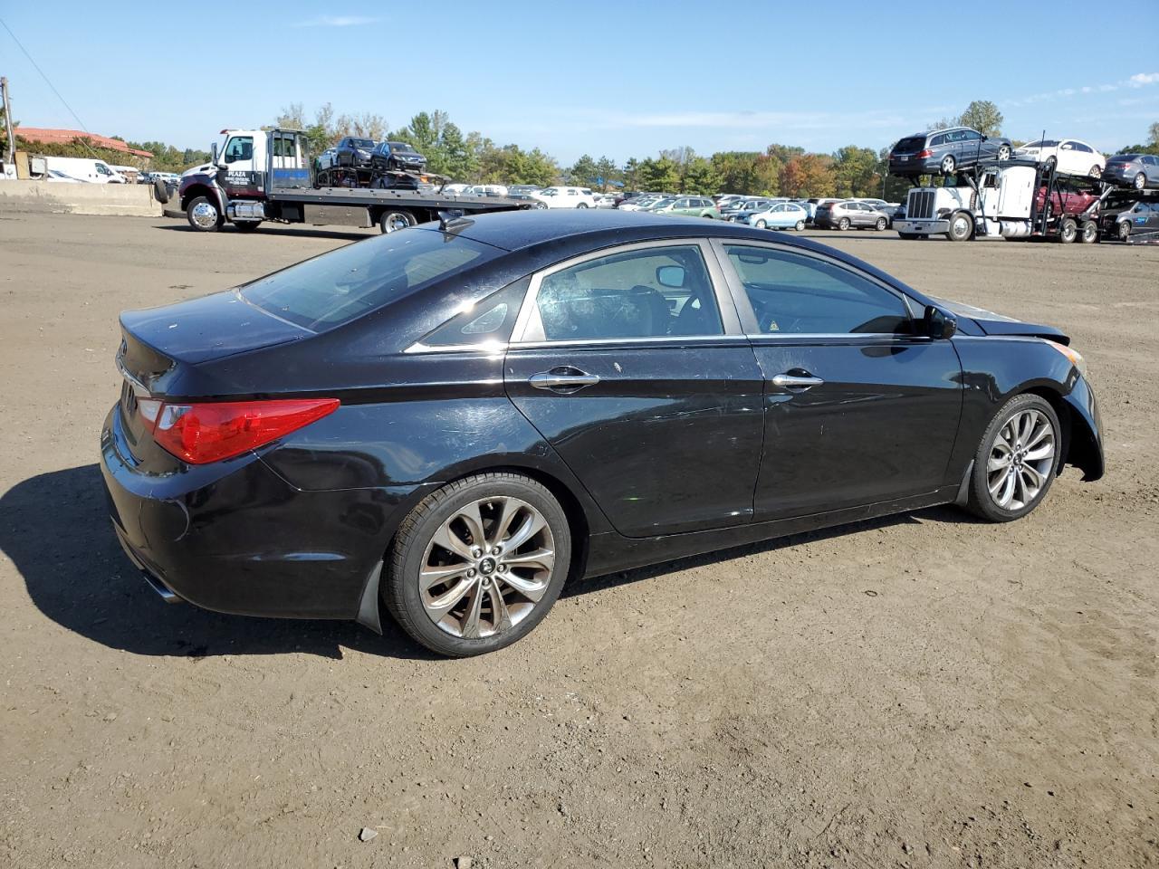 2011 HYUNDAI SONATA