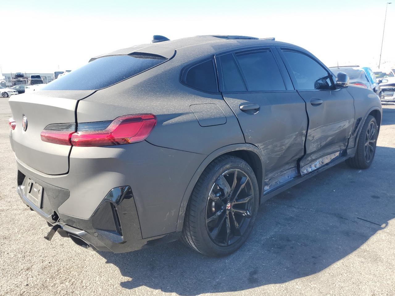 2023 BMW X4