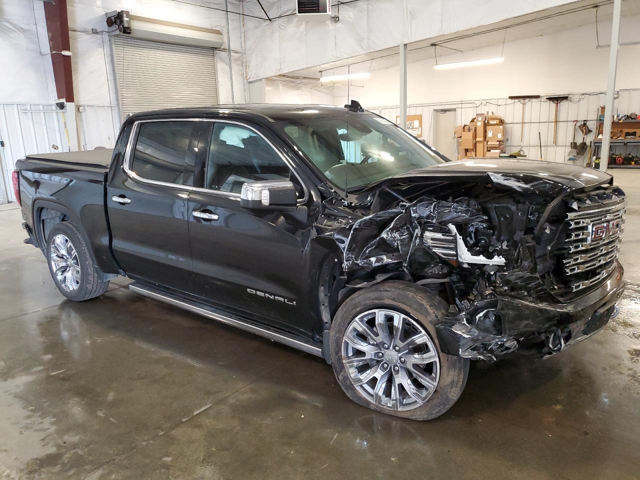 2023 GMC Sierra