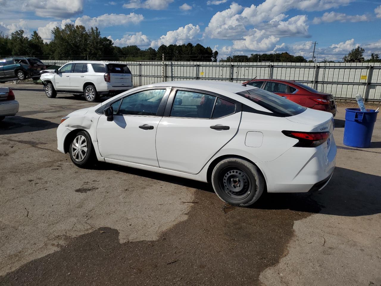 2023 NISSAN VERSA