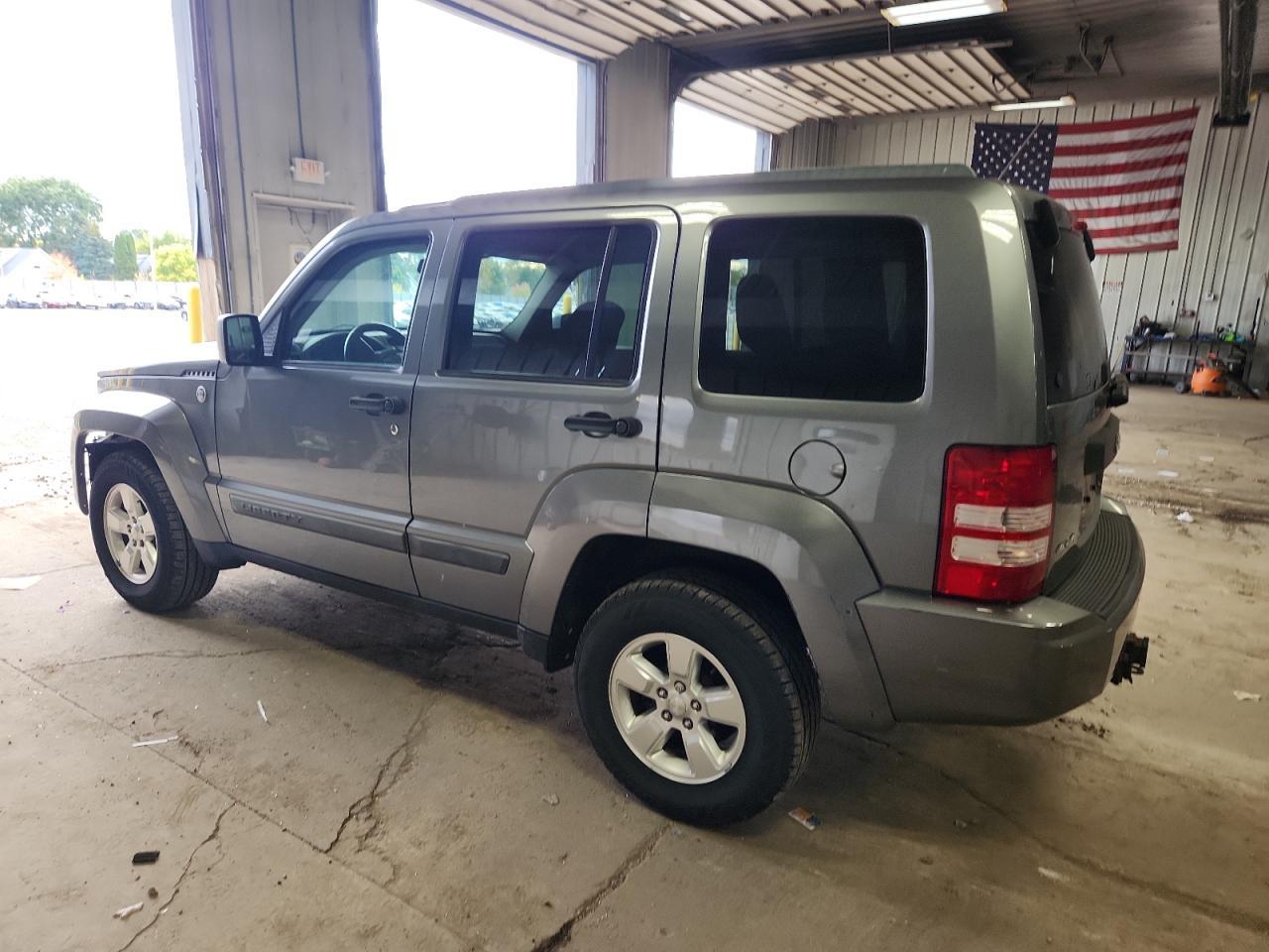2012 JEEP Liberty