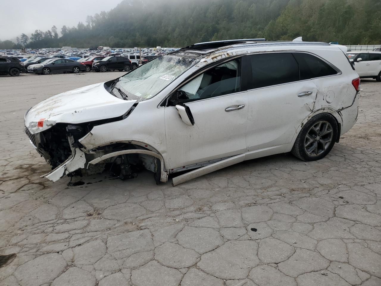 2016 KIA SORENTO