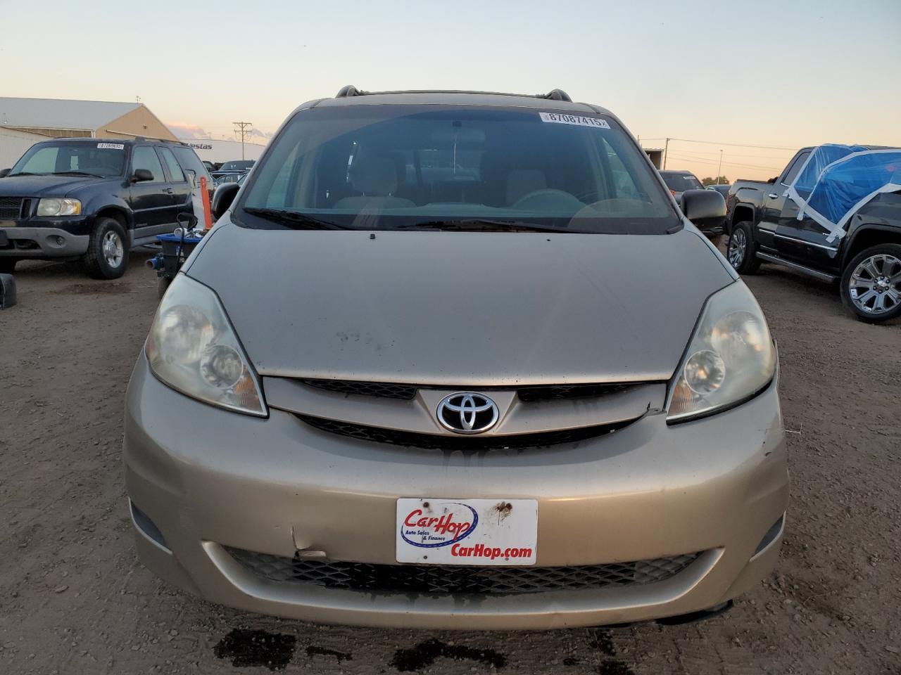 2008 TOYOTA SIENNA