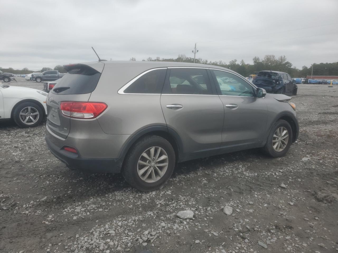 2017 KIA SORENTO