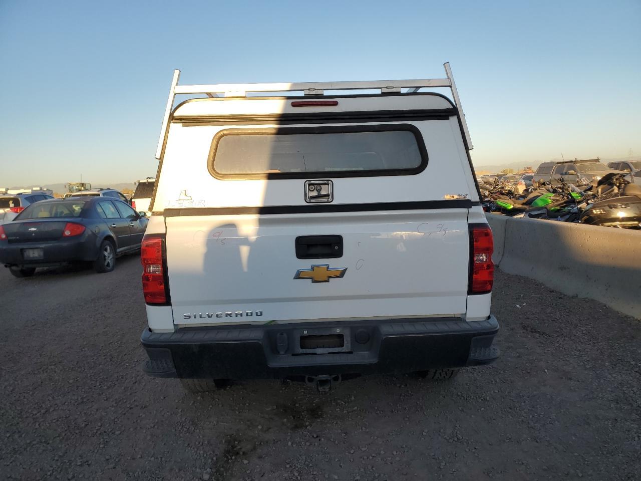 2018 CHEVROLET Silverado
