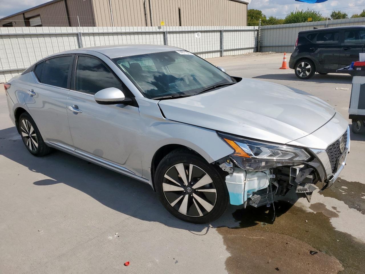 2022 NISSAN ALTIMA