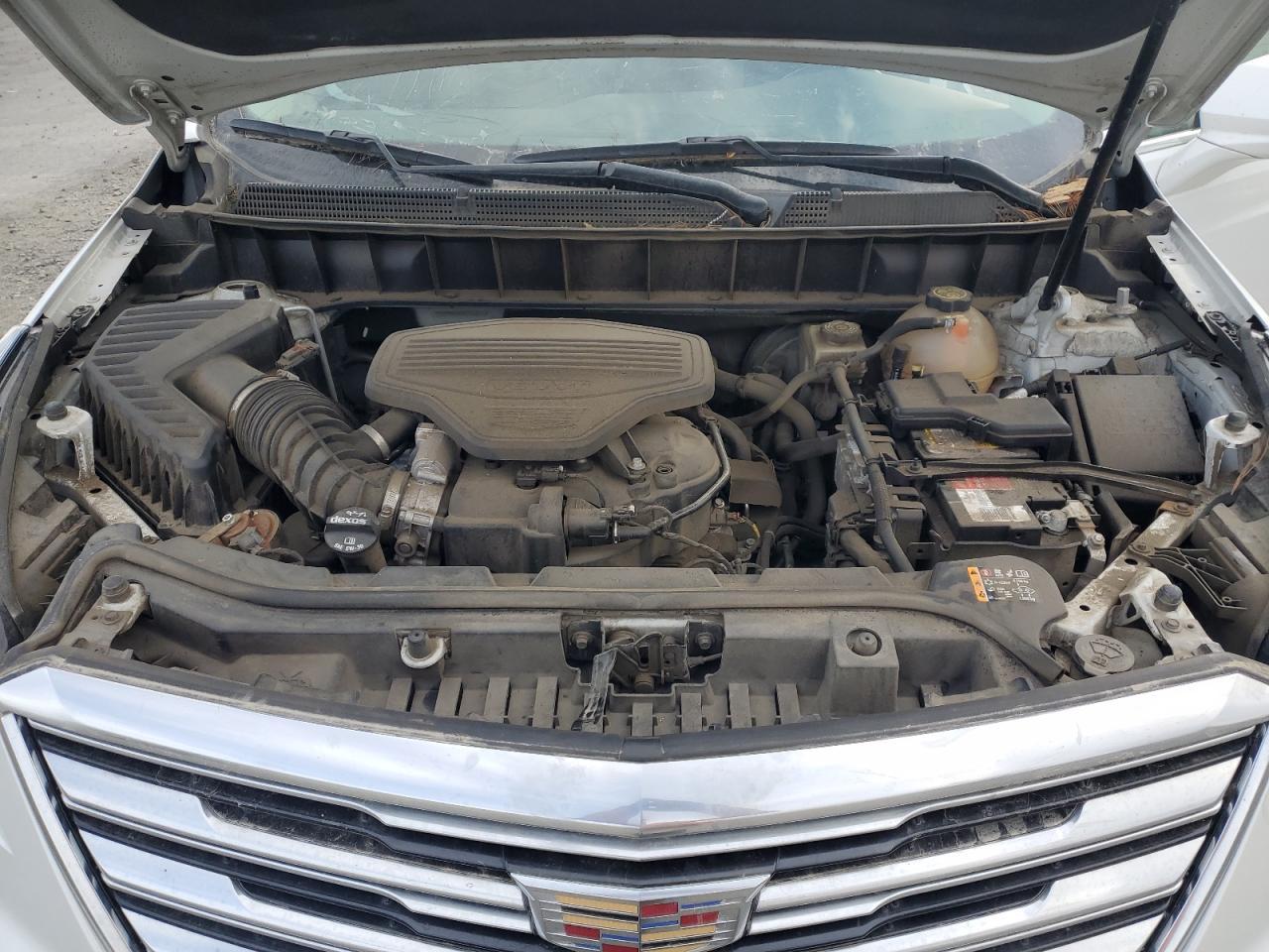2017 CADILLAC XT5