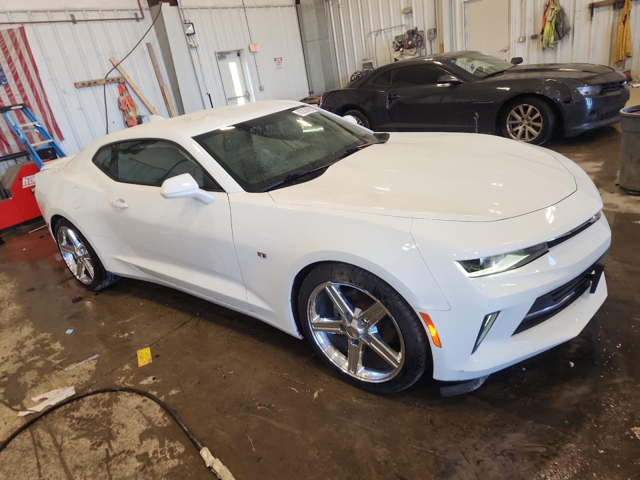 2017 CHEVROLET Camaro