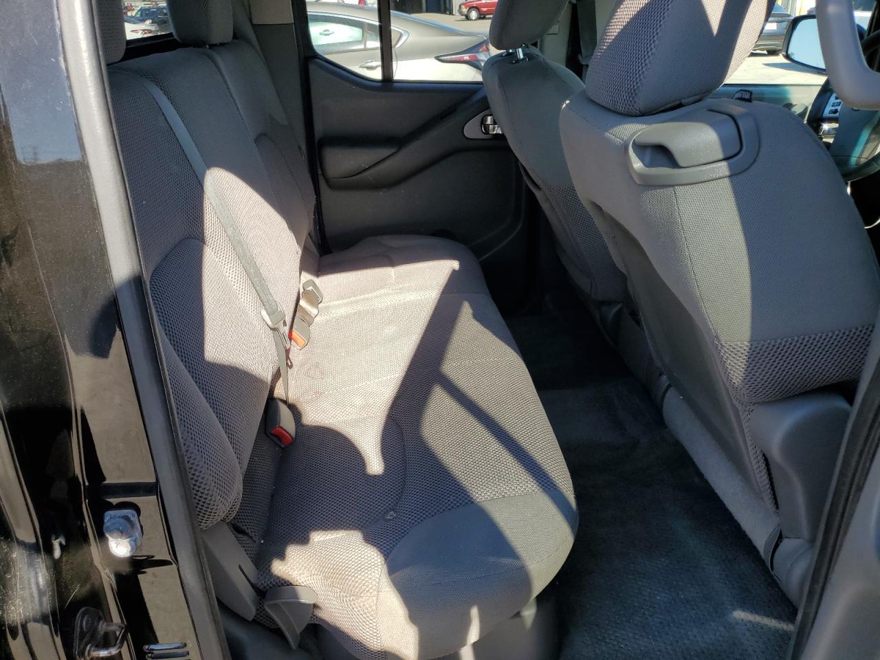 2014 NISSAN Frontier