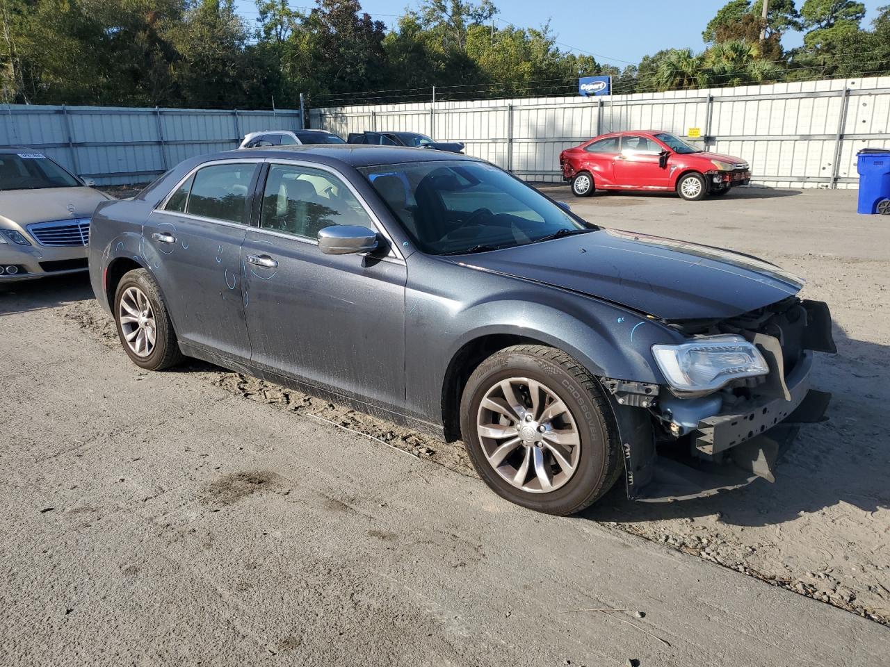 2015 CHRYSLER 300