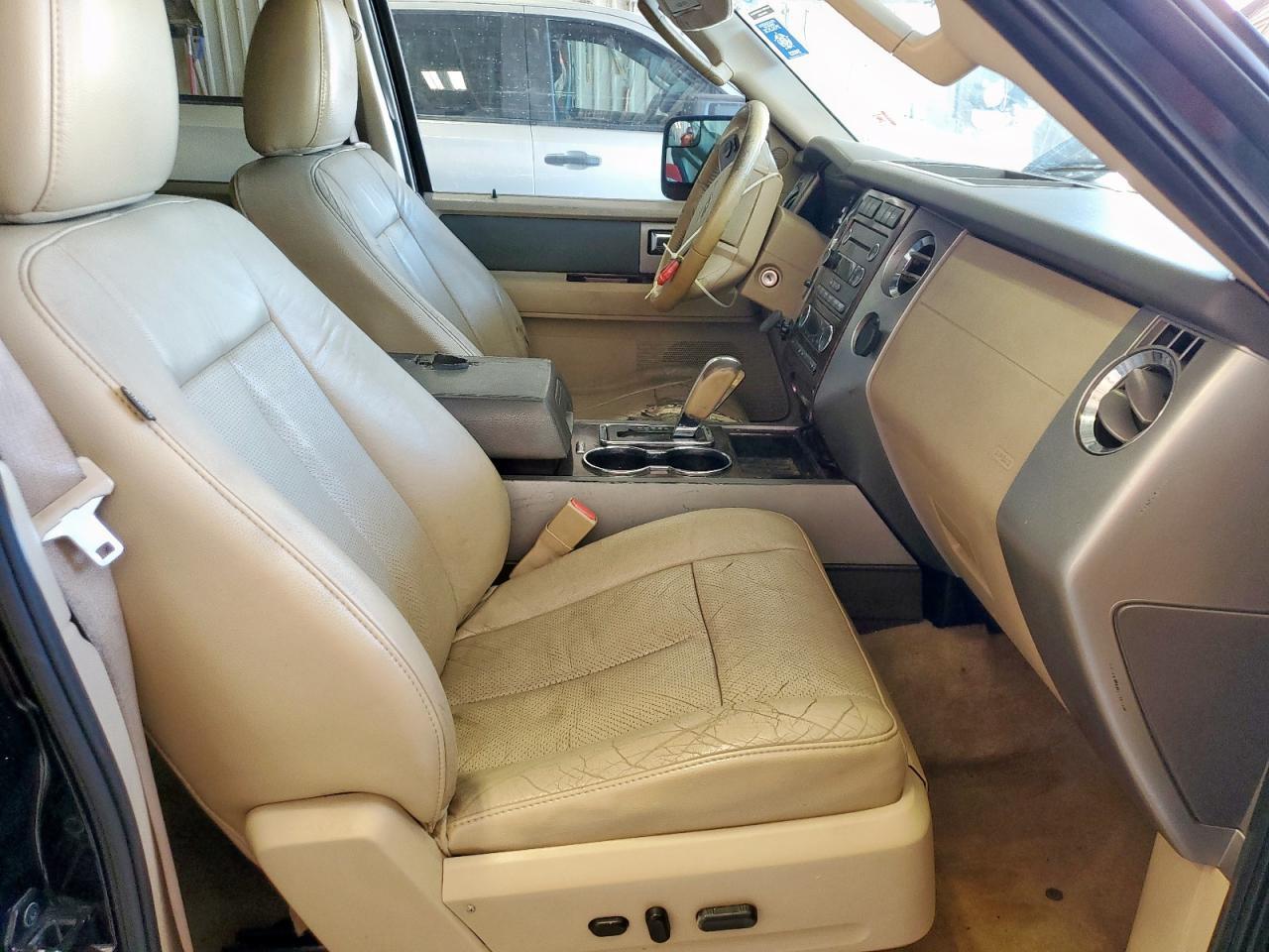 2013 FORD Expedition