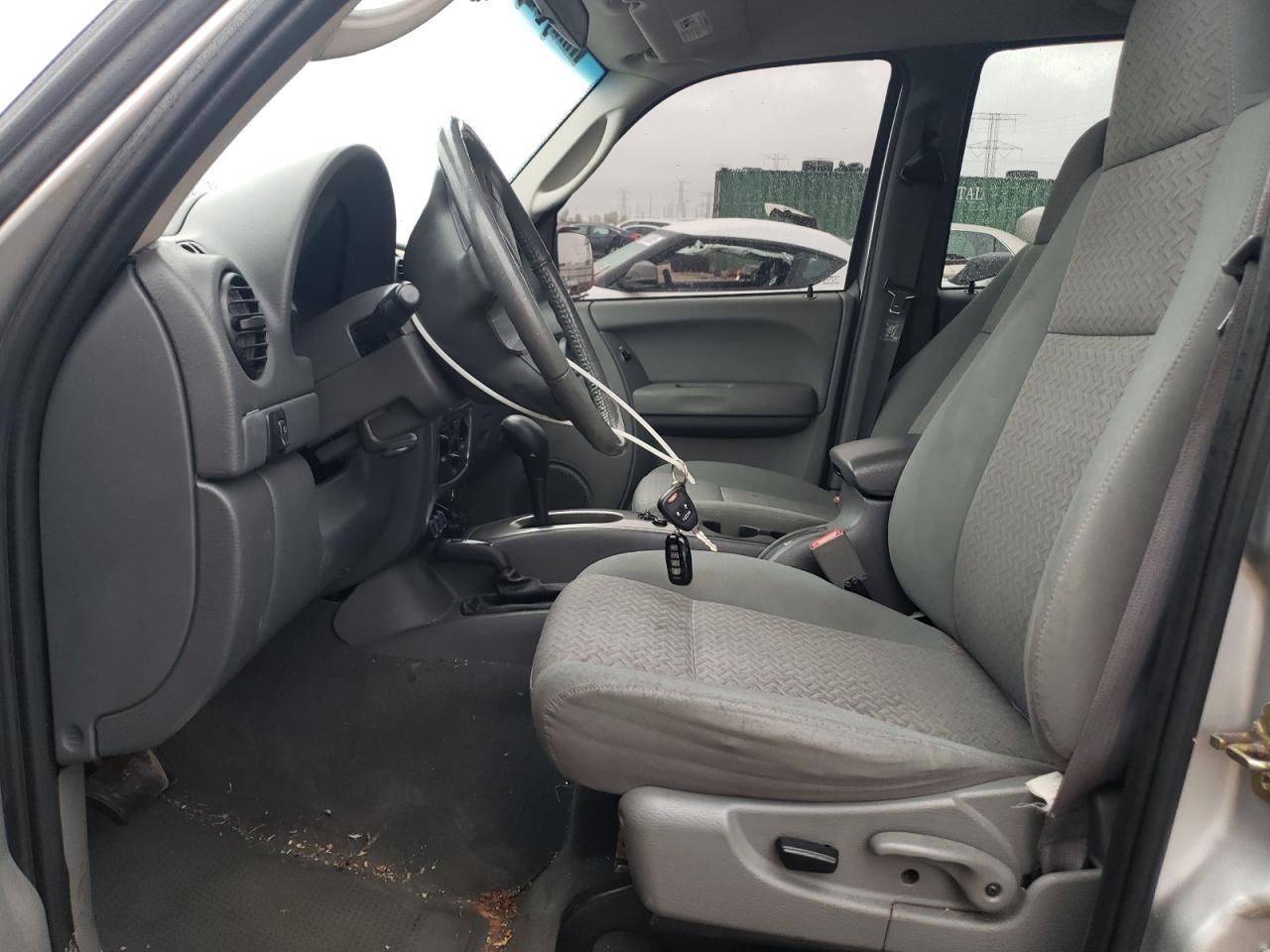 2006 JEEP Liberty